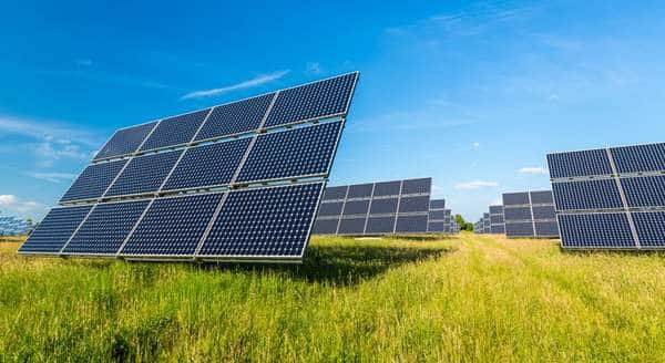 découvrez notre guide complet sur les panneaux photovoltaïques : tout ce qu'il faut savoir pour choisir, installer et optimiser votre système solaire. profitez des avantages de l'énergie renouvelable et réduisez votre empreinte carbone dès aujourd'hui.