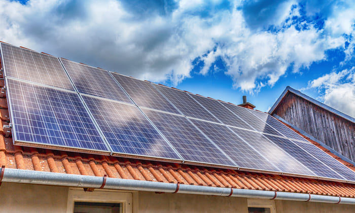 d&eacute;couvrez les pr&eacute;visions des prix des panneaux solaires pour 2025. anticipez les tendances du march&eacute;, comparez les co&ucirc;ts et faites le meilleur choix pour votre transition &eacute;nerg&eacute;tique et vos &eacute;conomies d'&eacute;nergie.